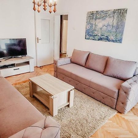 באר Apartment Bracovic - City Center מראה חיצוני תמונה