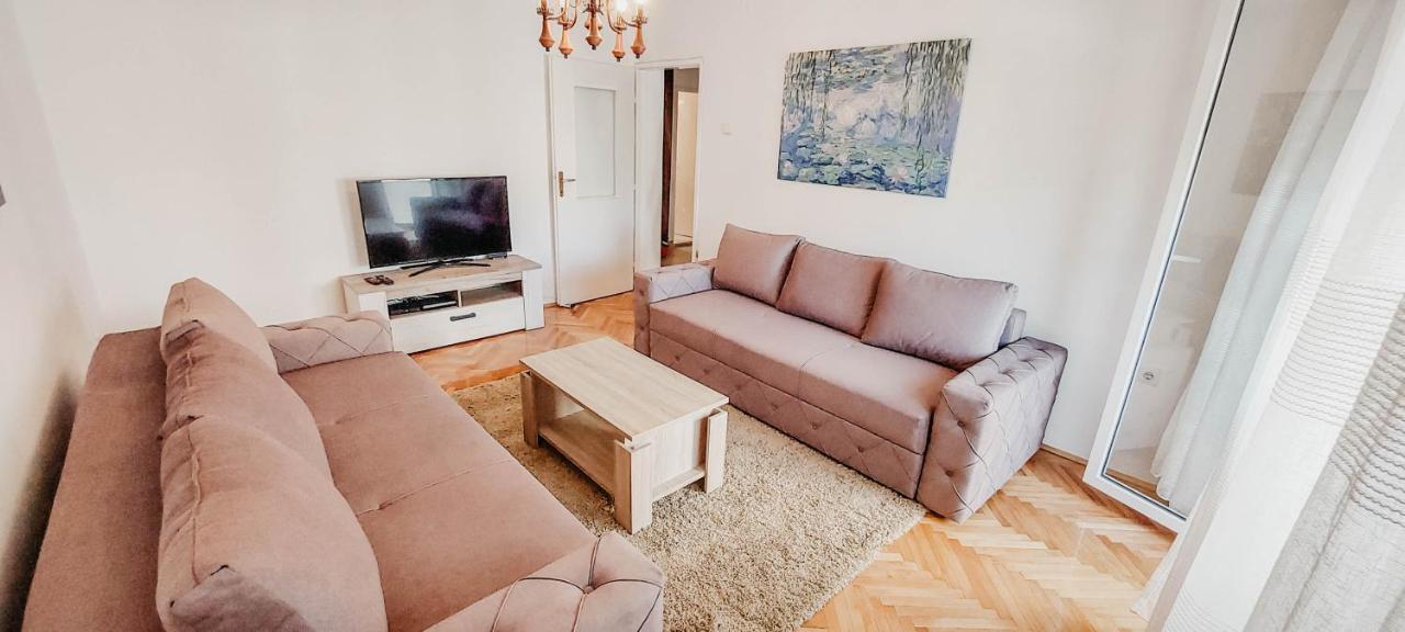 באר Apartment Bracovic - City Center מראה חיצוני תמונה