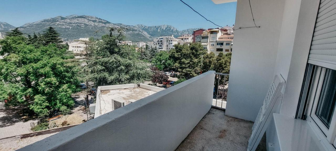 באר Apartment Bracovic - City Center מראה חיצוני תמונה
